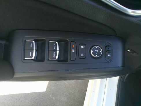 Used 2024 Honda Civic Sport image 18