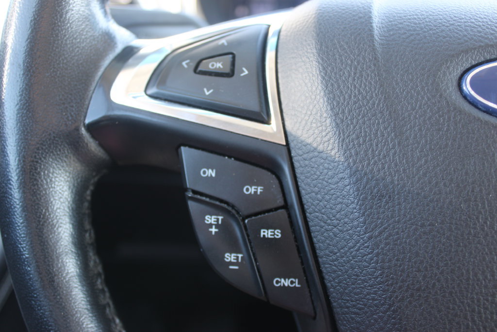 Used 2022 Ford Edge Titanium AWD/4WD image 21