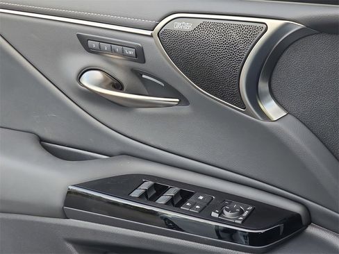 New 2025 Lexus ES 350 Luxury image 28
