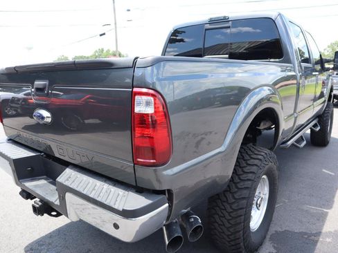Used 2016 Ford F250 Lariat w/ Lariat Ultimate Package AWD/4WD image 5