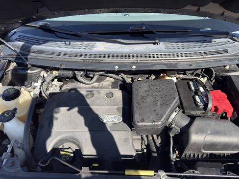 Used 2013 Ford Edge SEL FWD image 14