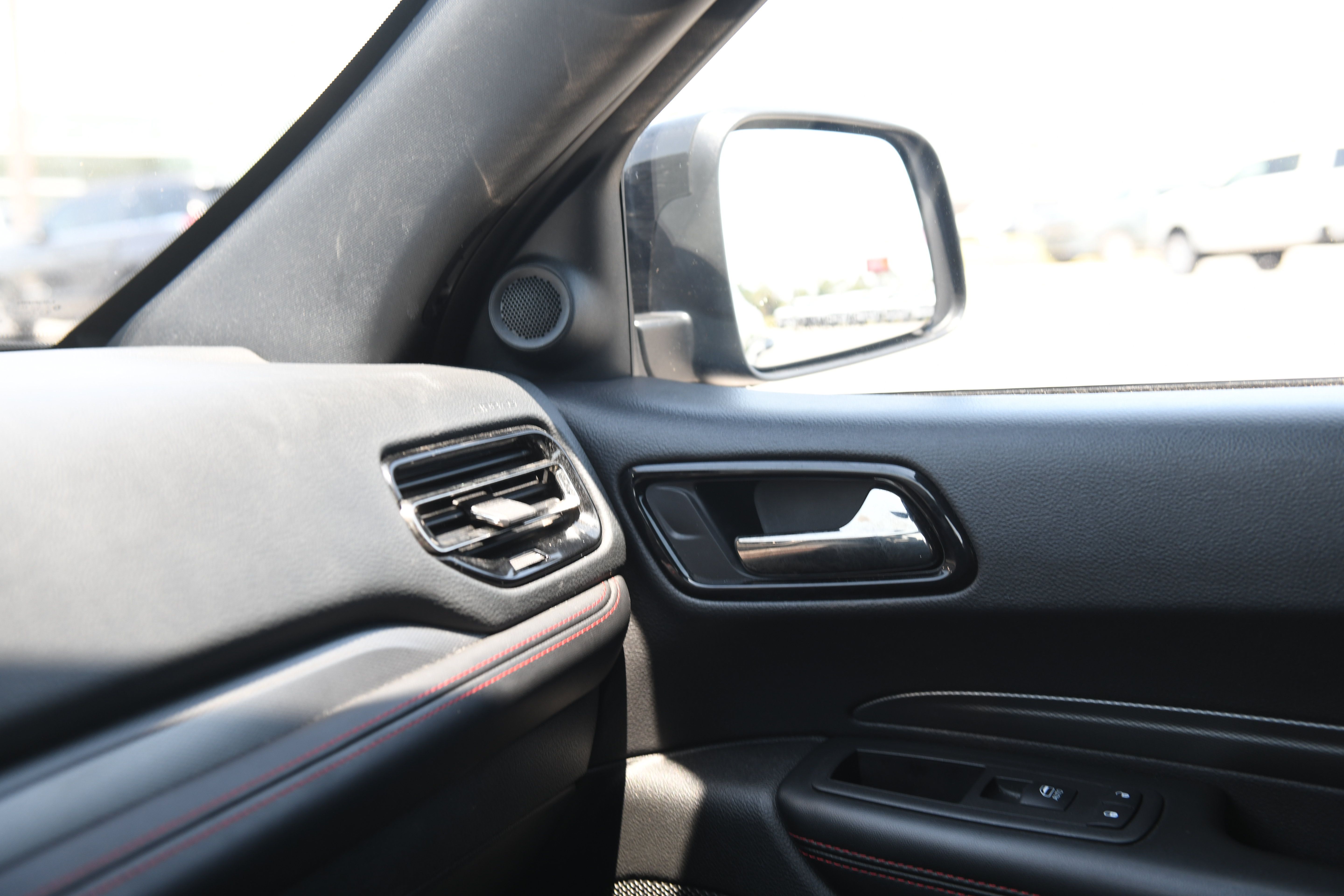 Used 2025 Dodge Durango GT AWD/4WD image 21