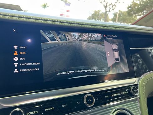 Used 2021 Bentley Continental GT Mulliner image 9