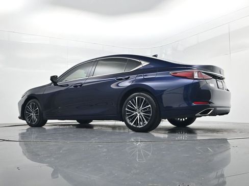 Used 2025 Lexus ES 350 w/ Premium Package FWD image 55
