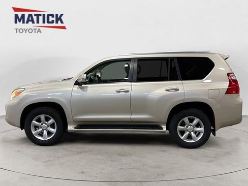 Used 2011 Lexus GX 460 w/ Comfort Plus Pkg image 4