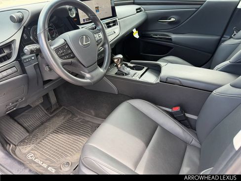 Used 2025 Lexus ES 300h w/ Premium Package FWD image 20