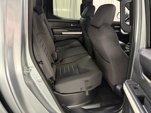 Used 2024 Toyota Tacoma TRD Sport w/ TRD Sport Upgrade Package image 8