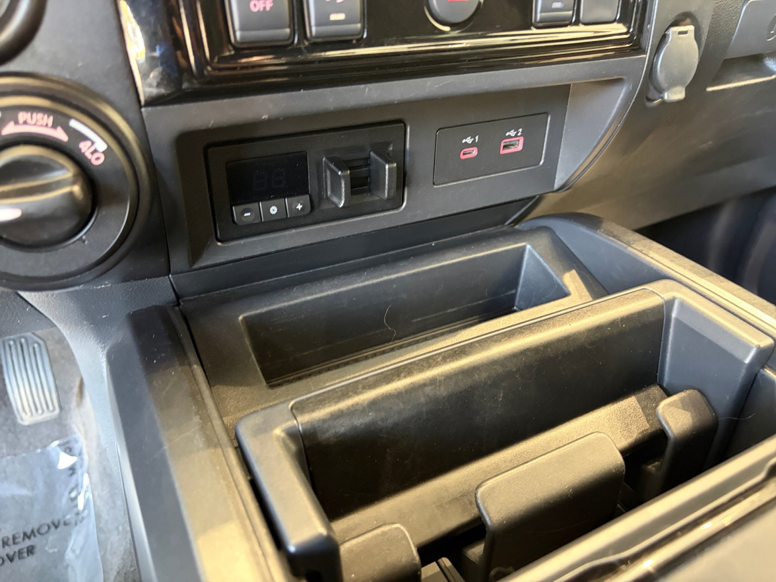 Used 2021 Nissan Titan PRO-4X w/ Pro-4x Utility Package AWD/4WD image 26