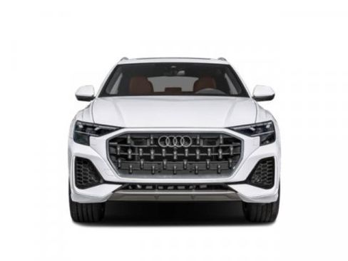 Used 2025 Audi Q8 Premium Plus image 4