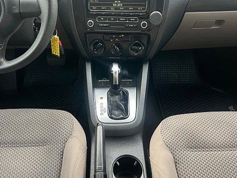 Used 2014 Volkswagen Jetta S image 13