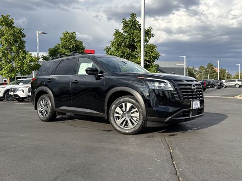 New 2026 Nissan Pathfinder SV AWD/4WD image 1