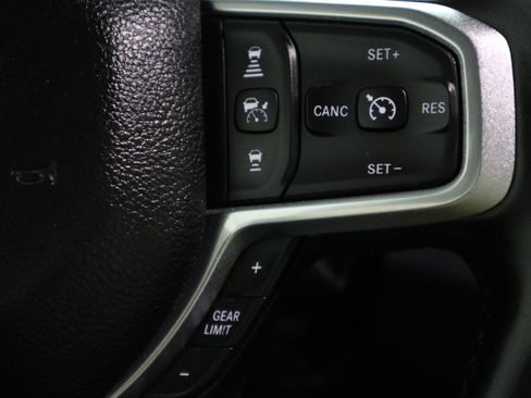 Used 2024 RAM 2500 Laramie w/ Safety Group AWD/4WD image 26