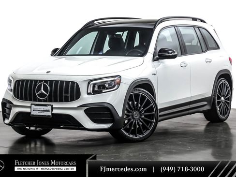 Used 2022 Mercedes-Benz GLB 35 AMG 4MATIC image 1