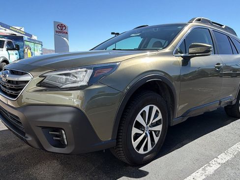 Used 2021 Subaru Outback Premium AWD/4WD image 4
