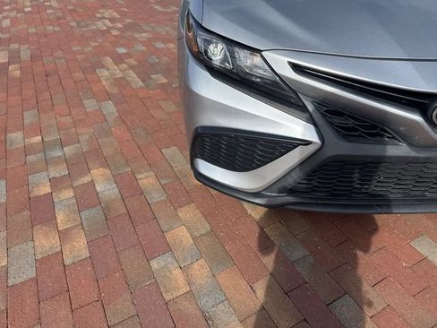 Used 2022 Toyota Camry SE FWD image 21