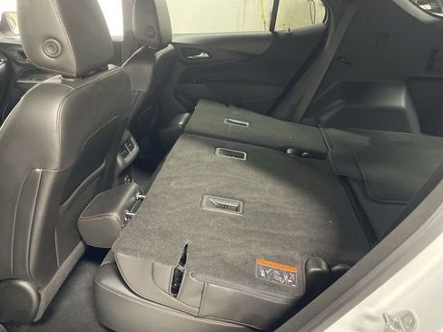 Certified 2022 Chevrolet Equinox RS image 24