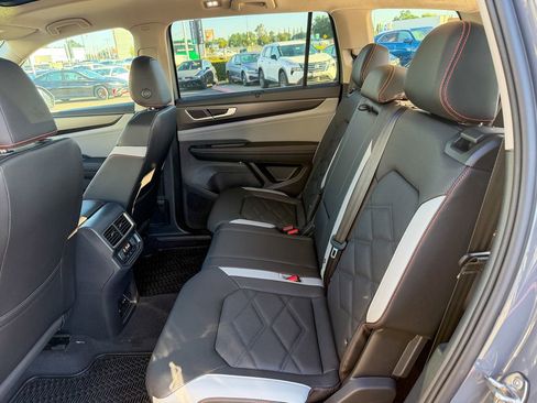 New 2026 Volkswagen Atlas Peak Edition AWD/4WD image 27