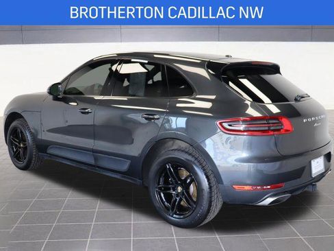 Used 2017 Porsche Macan image 3