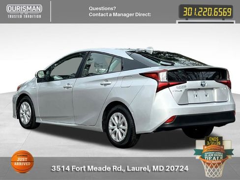 Used 2022 Toyota Prius LE image 4