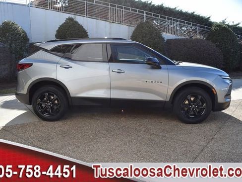 Used 2023 Chevrolet Blazer LT w/ Convenience Package image 12