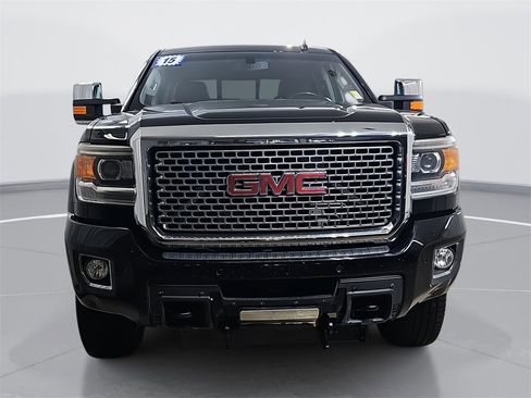 Used 2015 GMC Sierra 2500 Denali image 13