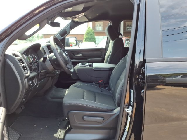 New 2026 RAM 1500 Express AWD/4WD image 6