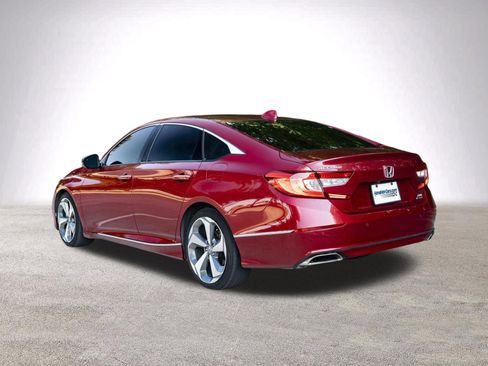Used 2020 Honda Accord Touring image 7