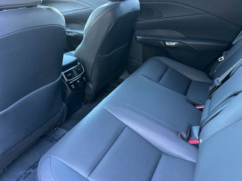 Used 2025 Lexus RX 350 Premium w/ Convenience Package image 4