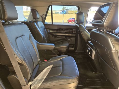 Used 2020 Ford Expedition Platinum image 21