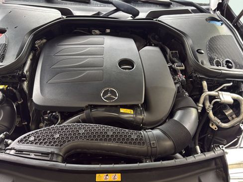 Used 2023 Mercedes-Benz E 350 Sedan image 30