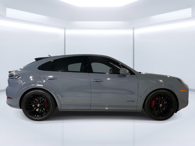 Certified 2025 Porsche Cayenne GTS AWD/4WD image 8