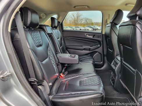 Used 2024 Ford Edge Titanium AWD/4WD image 29