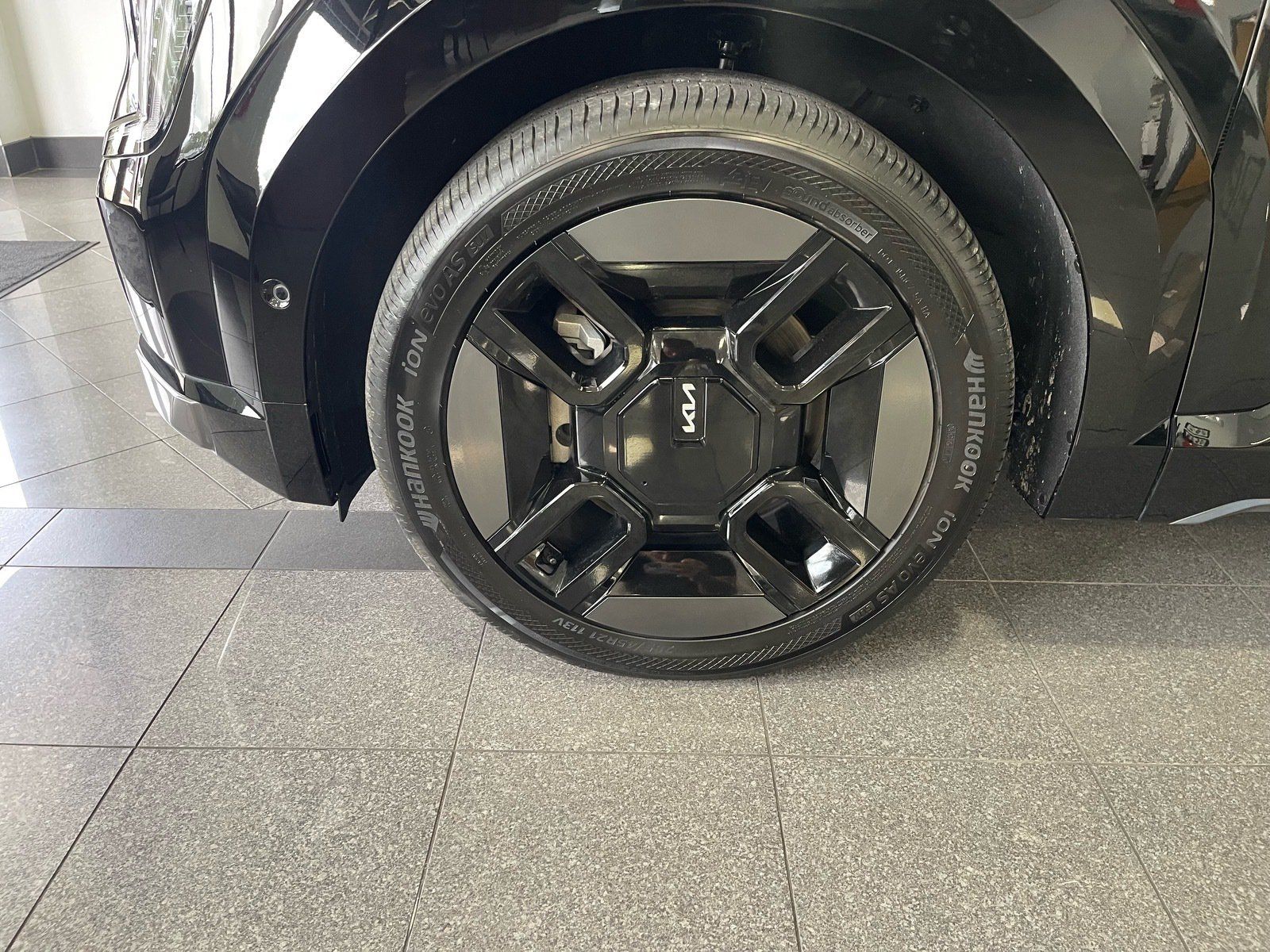 Used 2025 Kia EV9 GT-Line AWD/4WD image 21