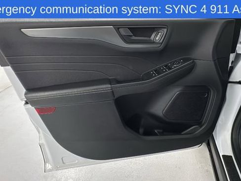 Used 2023 Ford Escape Active image 19