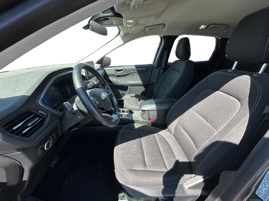 Certified 2024 Ford Escape Active AWD/4WD image 10
