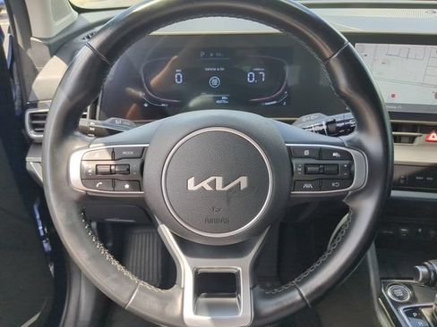 Used 2023 Kia Sportage EX FWD image 31