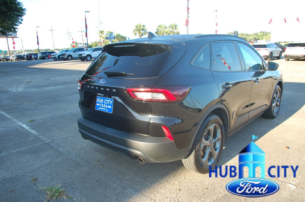 Used 2025 Ford Escape ST-Line FWD image 5