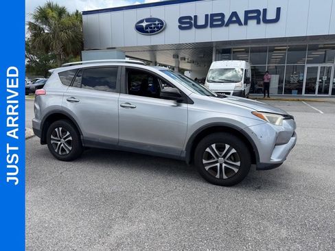 Used 2016 Toyota RAV4 LE FWD image 1