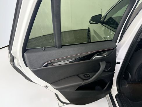 Used 2021 BMW X1 xDrive28i w/ Premium Package image 26