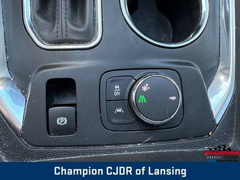 Used 2020 Chevrolet Traverse RS w/ LPO, Floor Liner Package FWD image 35