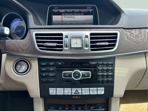 Used 2014 Mercedes-Benz E 350 Sedan image 16