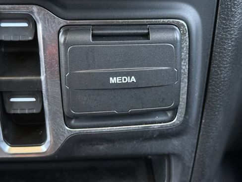 Used 2025 Jeep Gladiator Sport AWD/4WD image 22