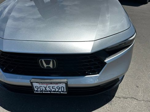Used 2023 Honda Accord EX image 5