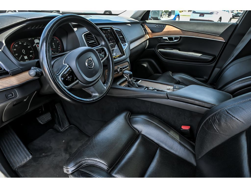 Used 2020 Volvo XC90 T6 Inscription w/ Protection Package Premier AWD/4WD image 12