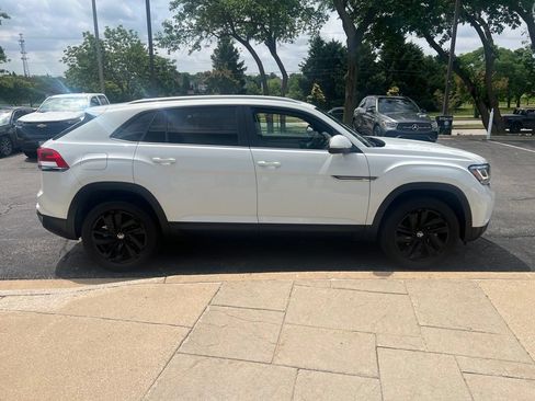 Used 2023 Volkswagen Atlas Cross Sport SE w/ Black Wheel Package AWD/4WD image 7