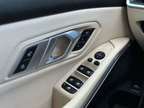 Used 2021 BMW 330i xDrive Sedan w/ Convenience Package image 31