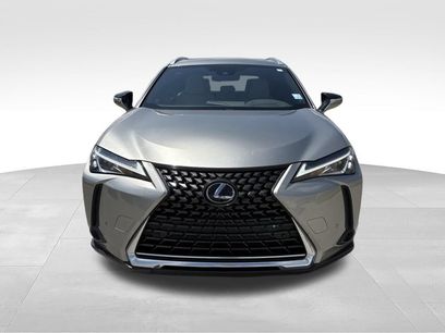 Used 2022 Lexus UX 200 w/ Accessory Package (Z1)