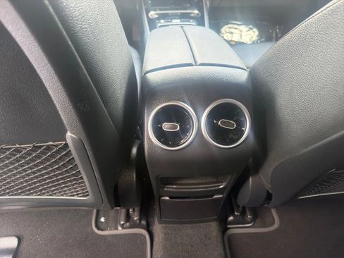 Used 2024 Mercedes-Benz EQB 250+ image 14