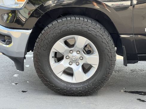 Used 2019 RAM 1500 Big Horn AWD/4WD image 13