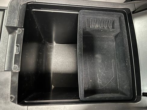 Used 2023 Lexus GX 460 w/ Black Line Special Edition image 31